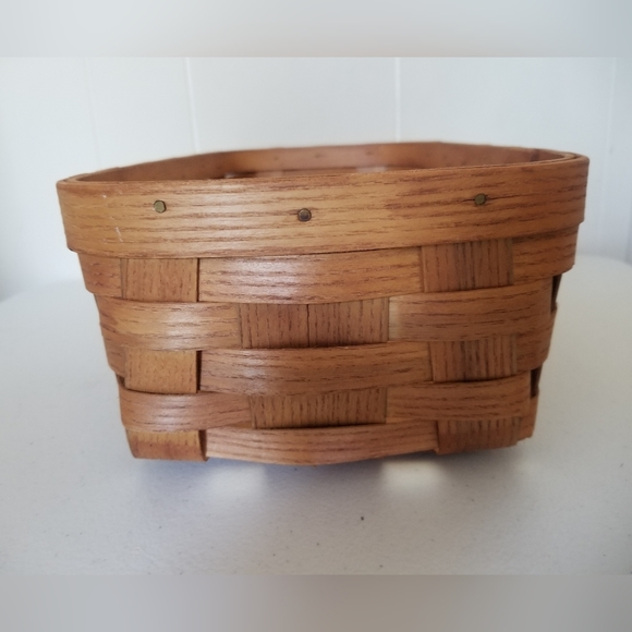 Peterboro Basket Company 1854 breadbasket. Collectible - Picture 8 of 9